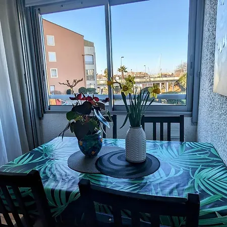Cabine, Parking, Quartier Falaises - 4 Pers. - Fr-1-880-100 Agde